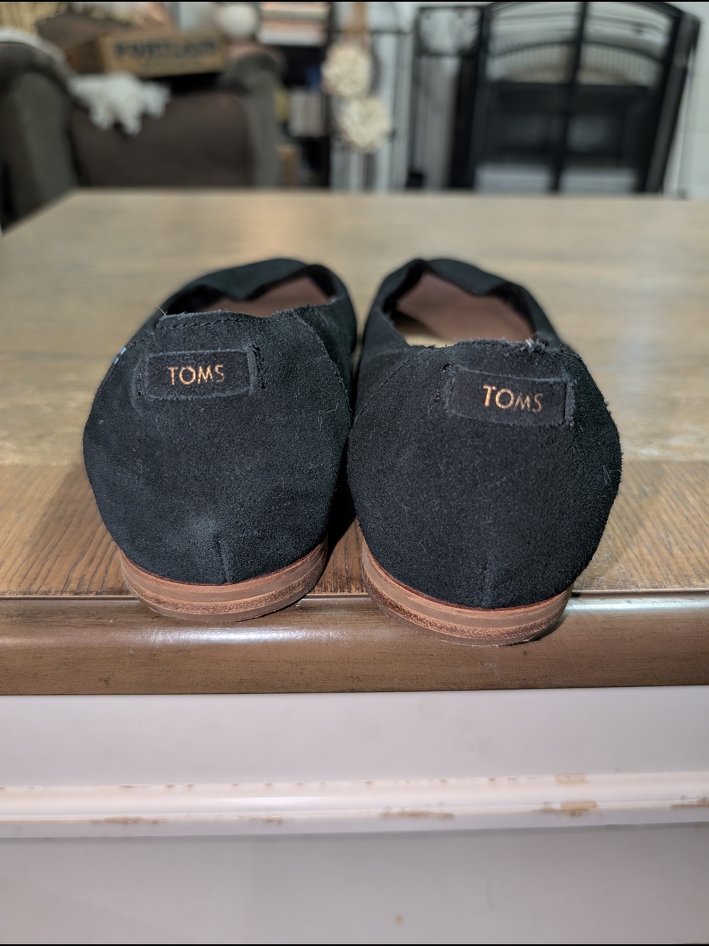 Tom's Black Women's Suede Flats - Size 11 - Picture 4 of 7